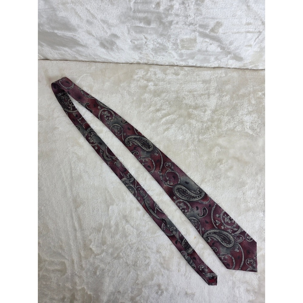 American Traditions Mens Paisley‎ Necktie Burgundy Made in USA Silk Blend Tie